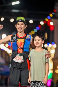 BIB: 5220
                            <button type="button" onclick="openModal(24883533)" class="btn btn-primary btn-sm float-right btn-popup" data-toggle="modal" data-target=".modal-high-quality">
                        <i class="fas fa-shopping-cart"></i> Add to Cart
                    </button>
                                            <button type="button" onclick="isThisMe(24883533, true)" class="btn btn-success btn-sm float-right btn-popup btn-isme hidden" data-toggle="tooltip" data-placement="bottom" title="นี่คือรูปของคุณใช่ไหม คลิกที่นี่เพื่อเอาเข้าอัลบั้ม">
                        <i class="fas fa-plus"></i> Add to album
                    </button>
                    <button type="button" onclick="isThisMe(24883533, false)" class="btn btn-warning btn-sm float-right btn-popup btn-isnotme hidden">
                        <i class="fas fa-ban"></i> Remove from album
                    </button>